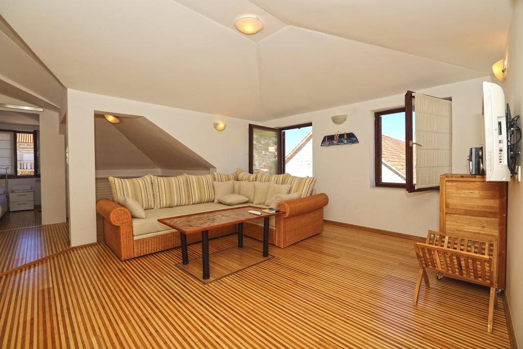 Apartment Plaza هفار الغرفة الصورة